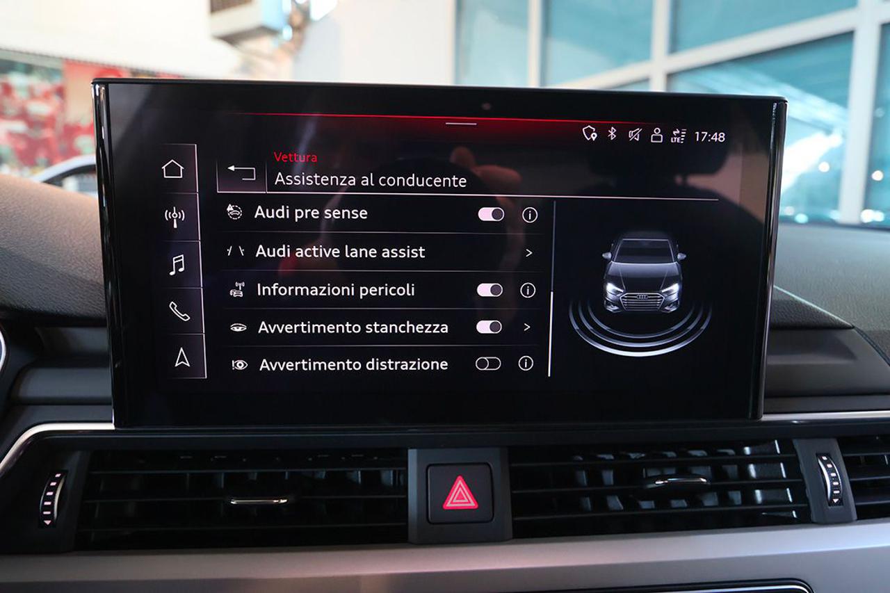 AUDI A4 35 TDI S-Tronic S-Line - 29