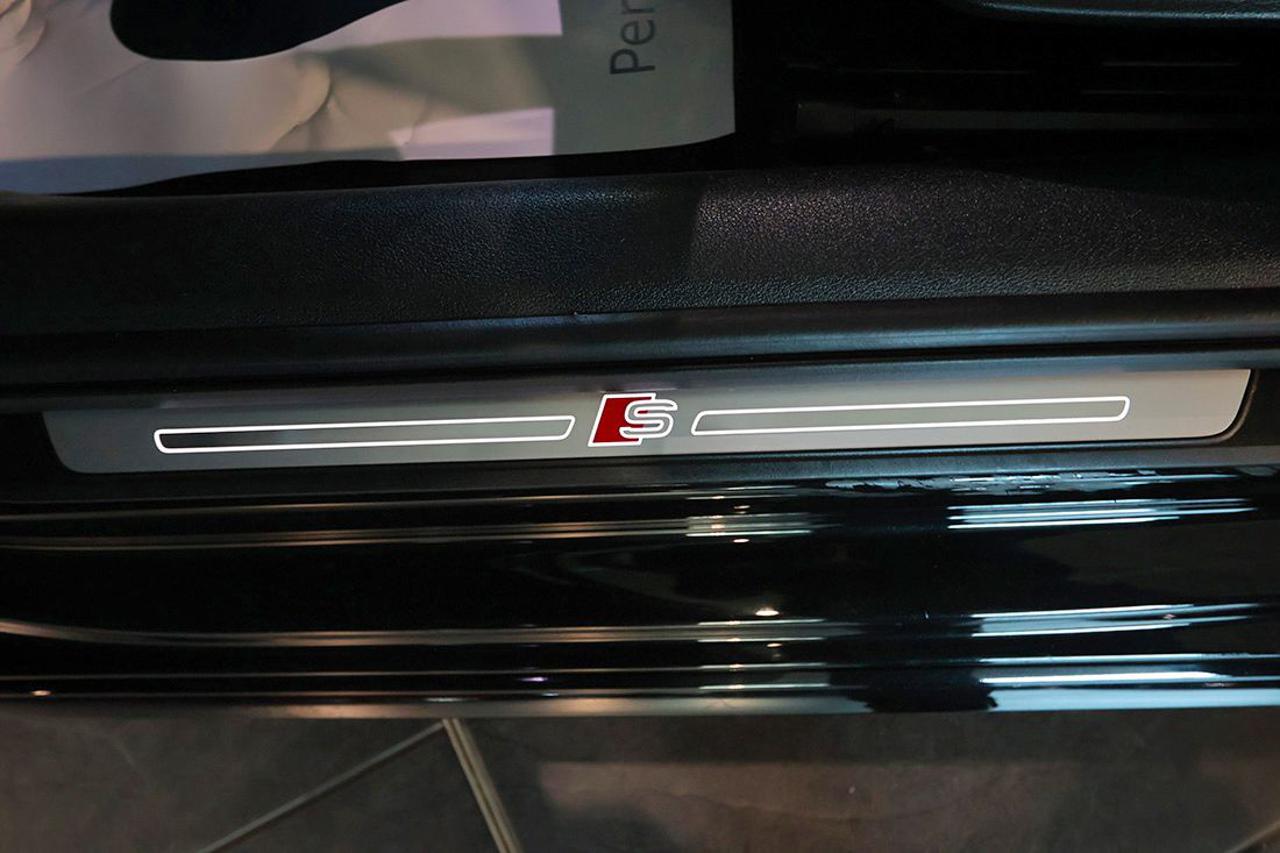 AUDI A4 35 TDI S-Tronic S-Line - 39