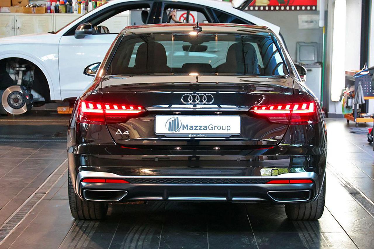 AUDI A4 35 TDI S-Tronic S-Line - 4