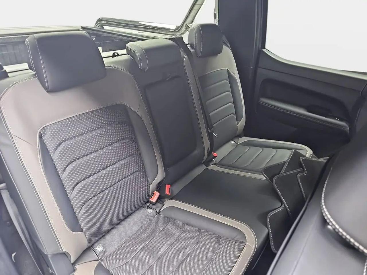 VOLKSWAGEN Amarok 3.0 V6 TDI 241CV 4M. Doka Aventura sconto 22%! - 11