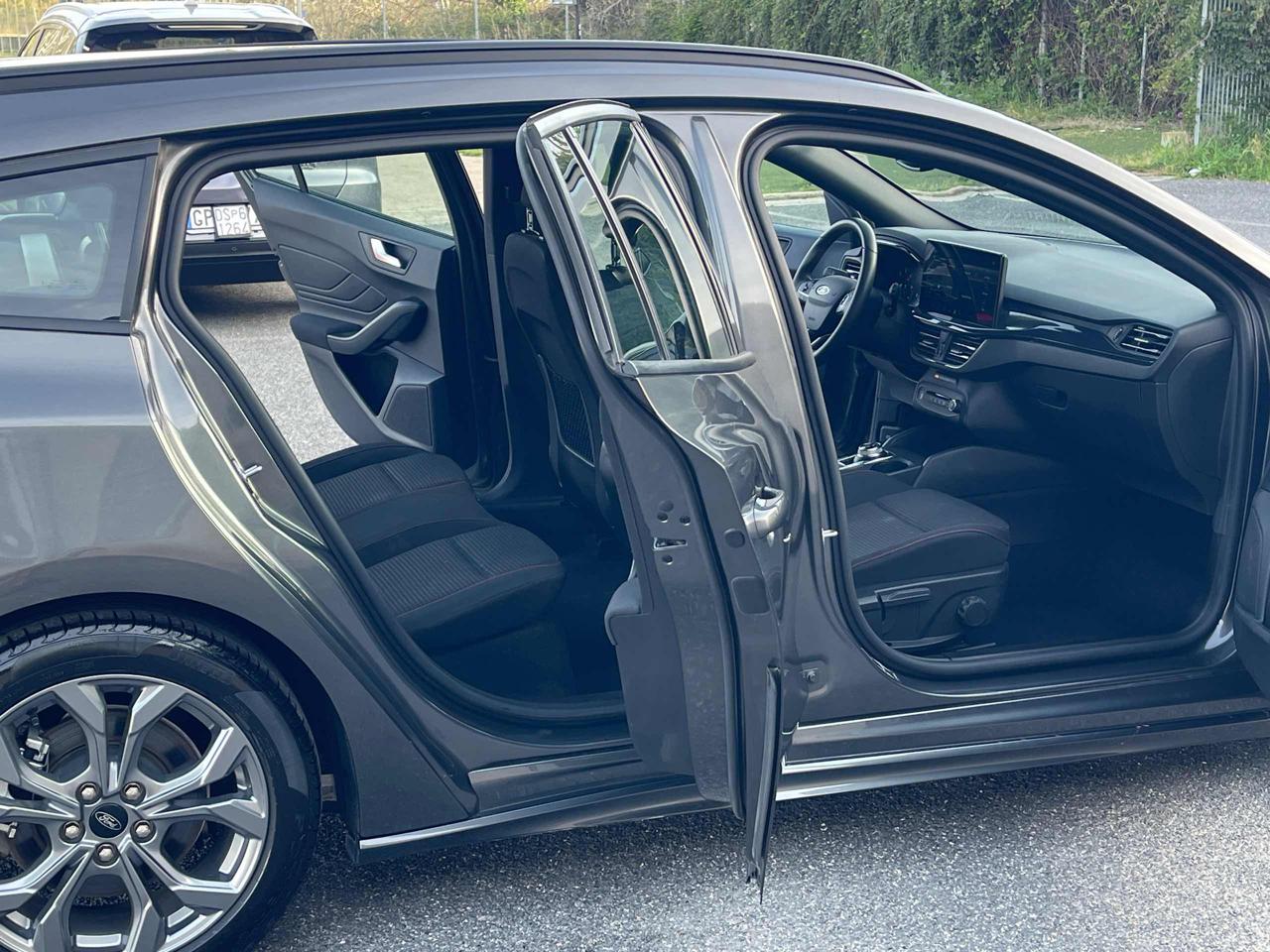 FORD Focus 1.5 EcoBlue 115 CV automatico 5p. ST-Line X - 24