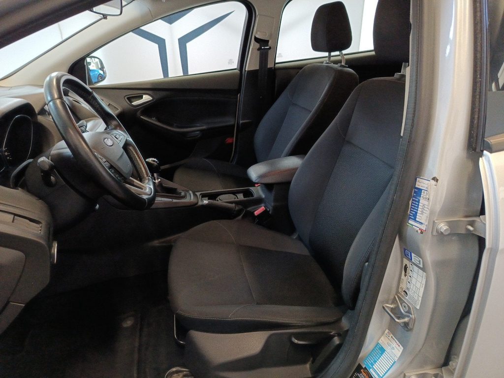 FORD Focus Focus SW 1.5 ecoblue Business s&s 120cv - 8