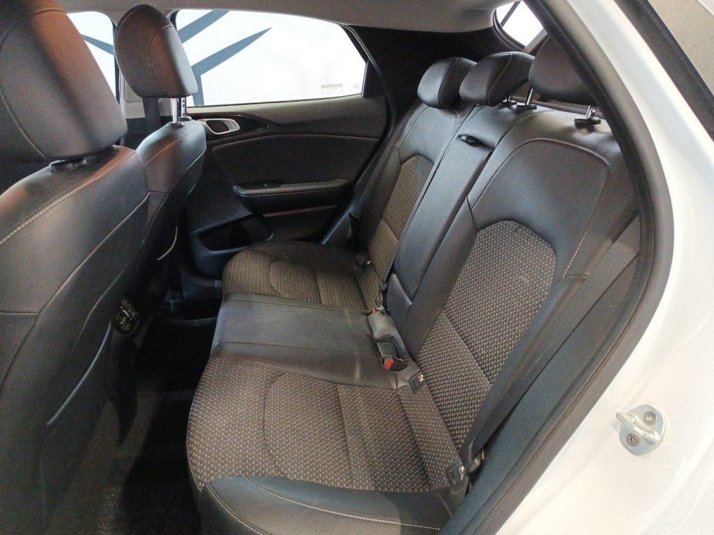 KIA XCeed XCeed 1.0 t-gdi Urban 120cv - 9