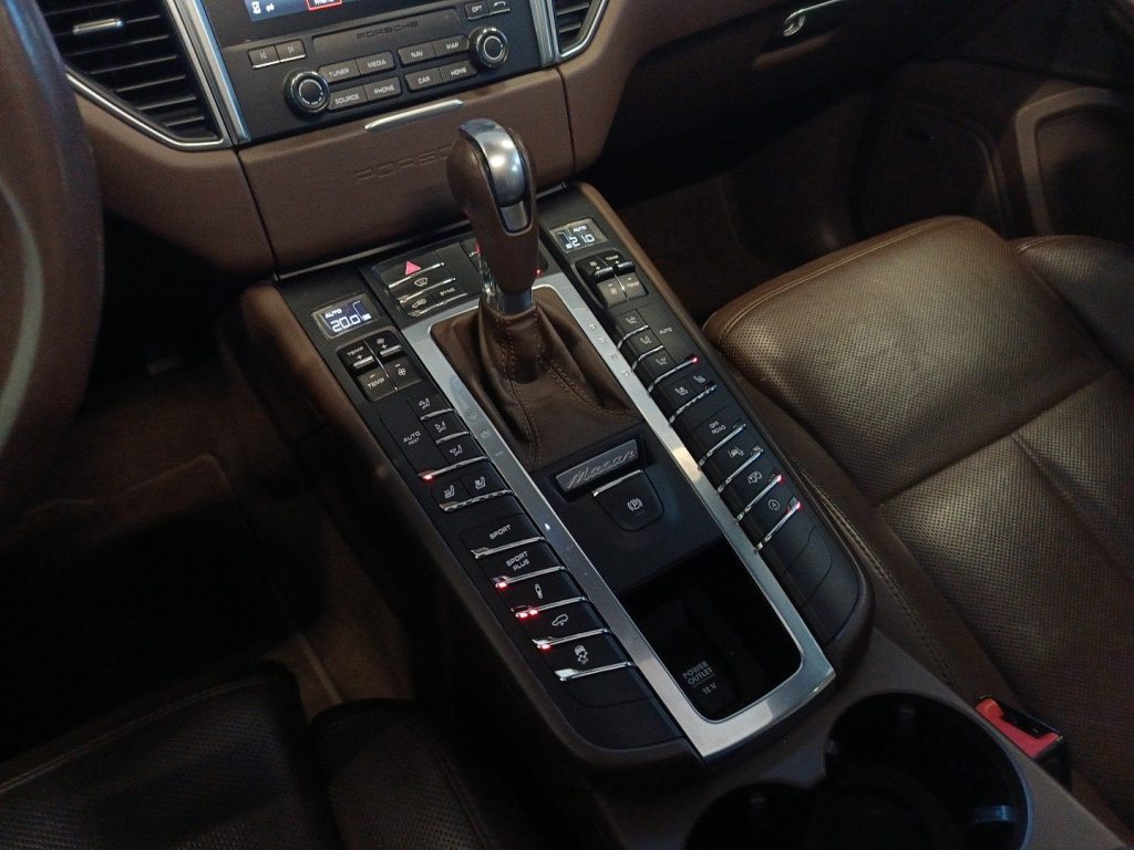 PORSCHE Macan Macan 3.0d S 250cv pdk my16 - 14