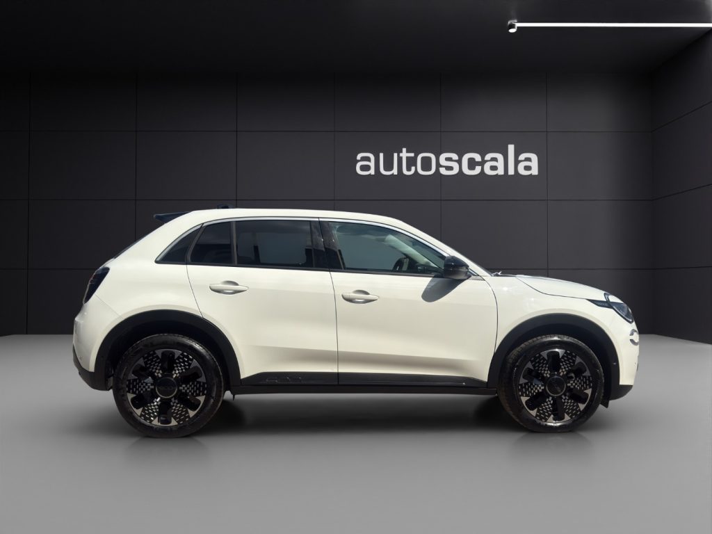 FIAT 600 Hybrid 100 CV DCT MHEV La Prima - 6