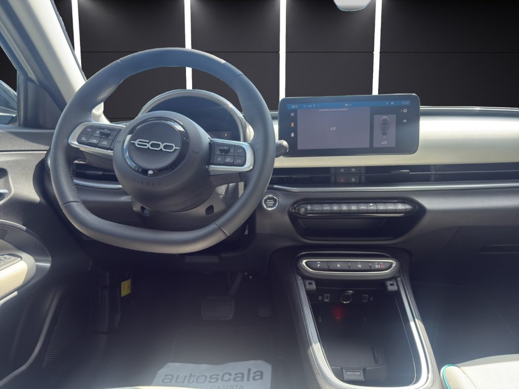 FIAT 600 Hybrid 100 CV DCT MHEV La Prima - 14