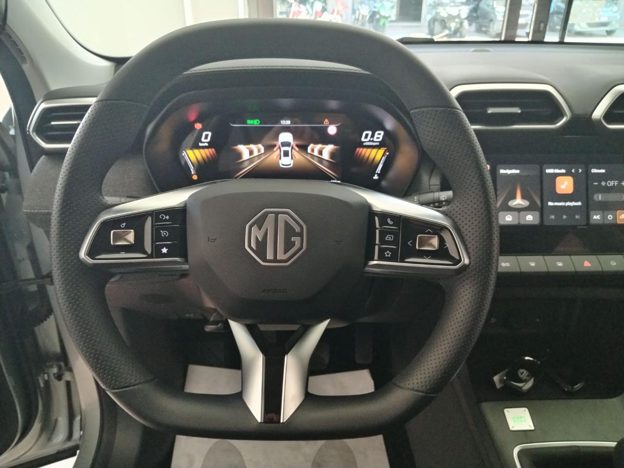 MG ZS 1.5 Standard - 16