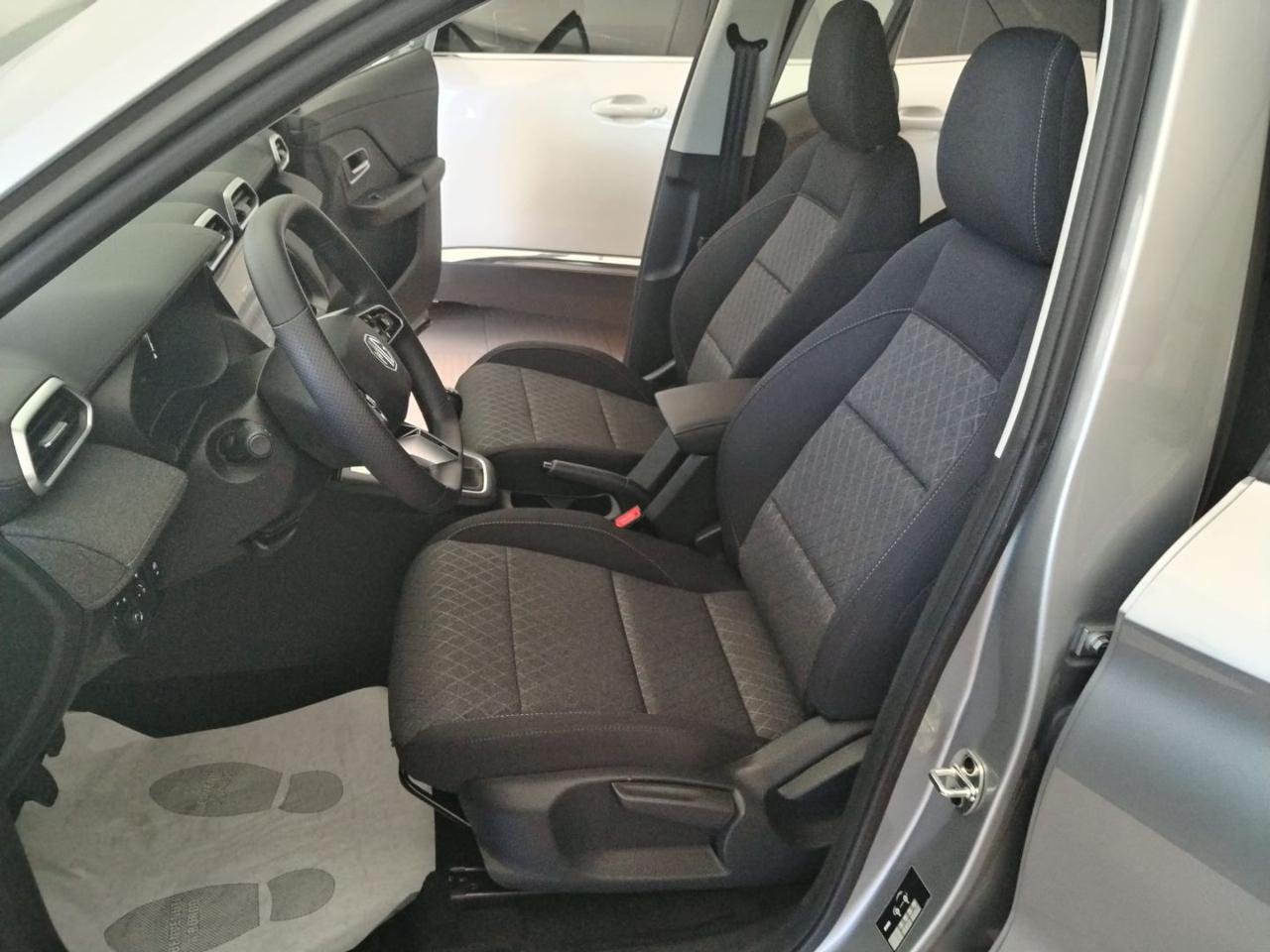 MG ZS 1.5 Standard - 5