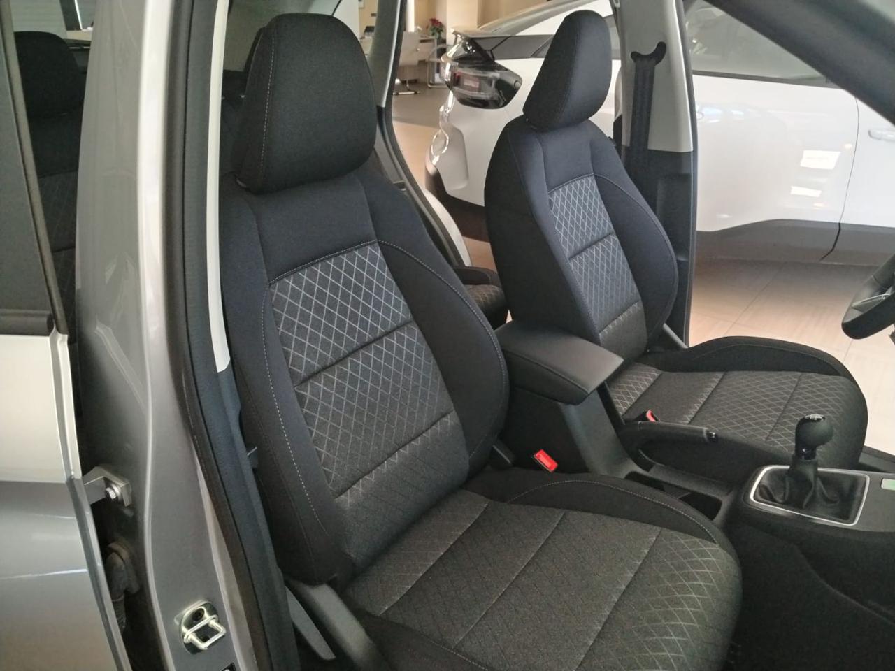 MG ZS 1.5 Standard - 17