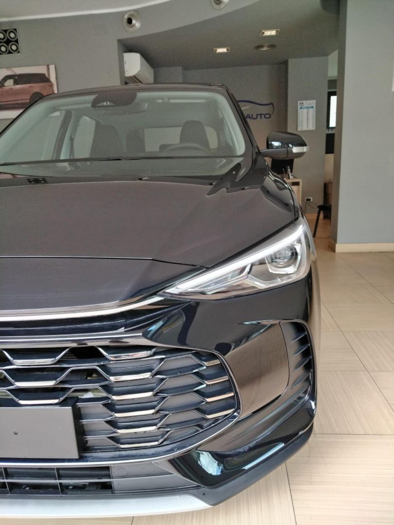 MG ZS 1.5 Standard - 17