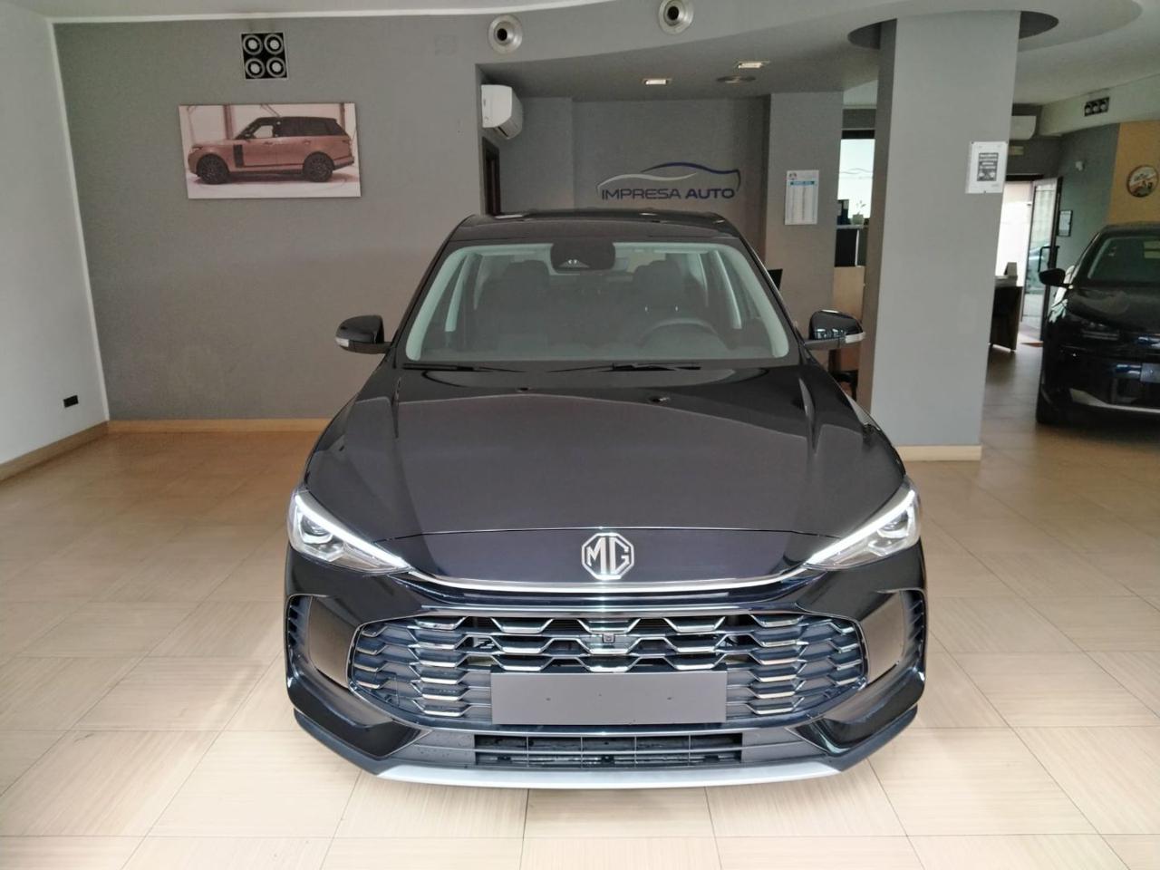MG ZS 1.5 Standard - 1