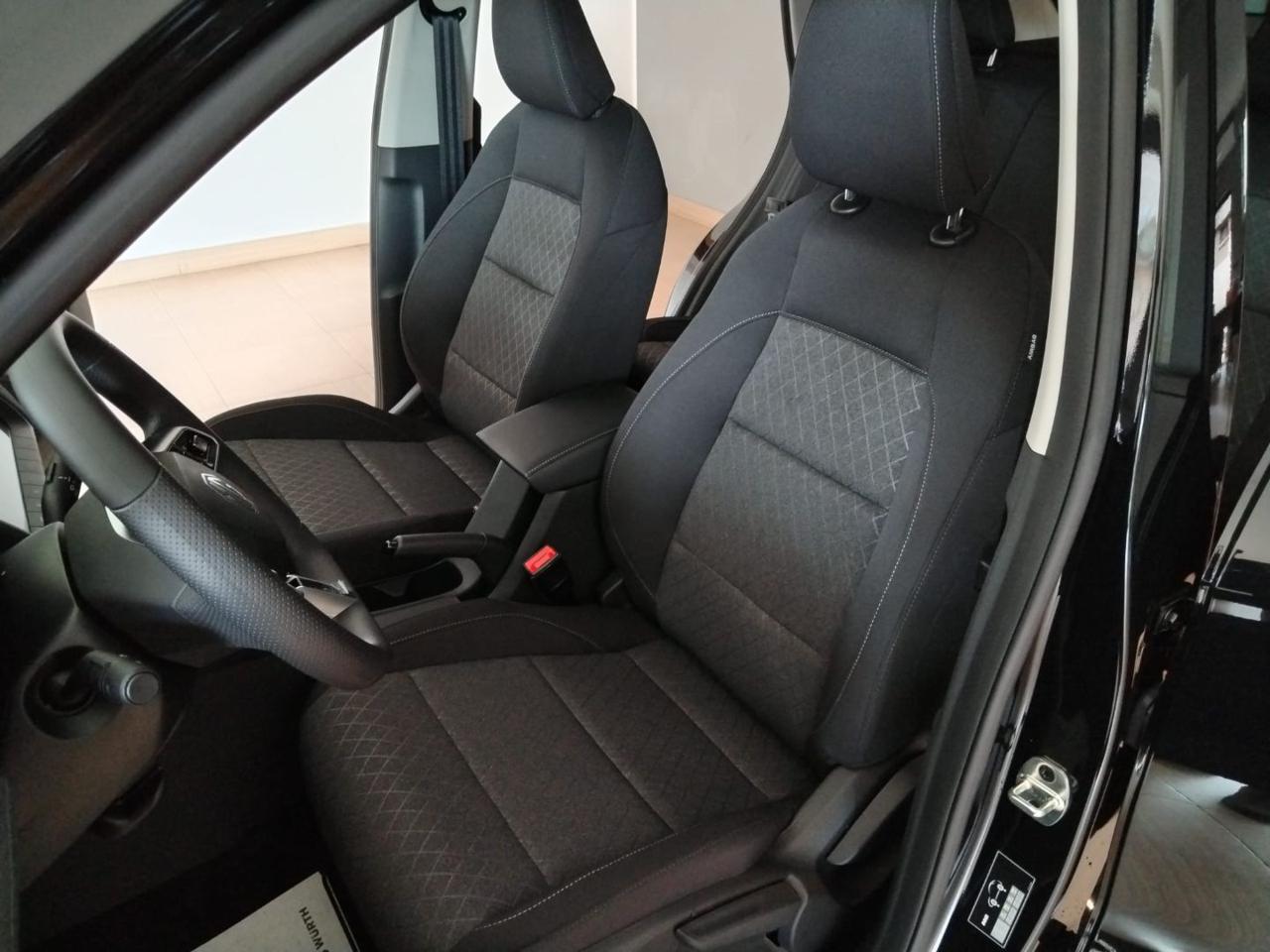 MG ZS 1.5 Standard - 13