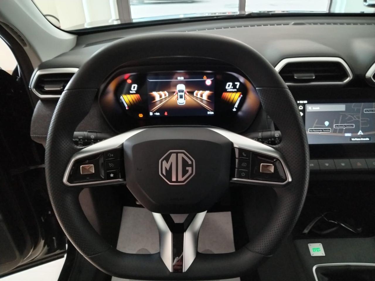 MG ZS 1.5 Standard - 10