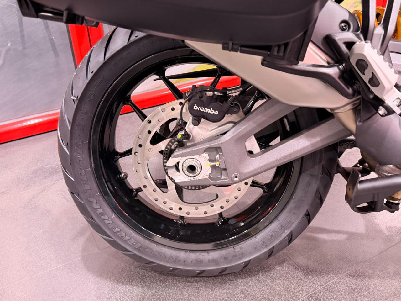 DUCATI Multistrada 950 V2 S TRAVEL STORM GREEN - 6