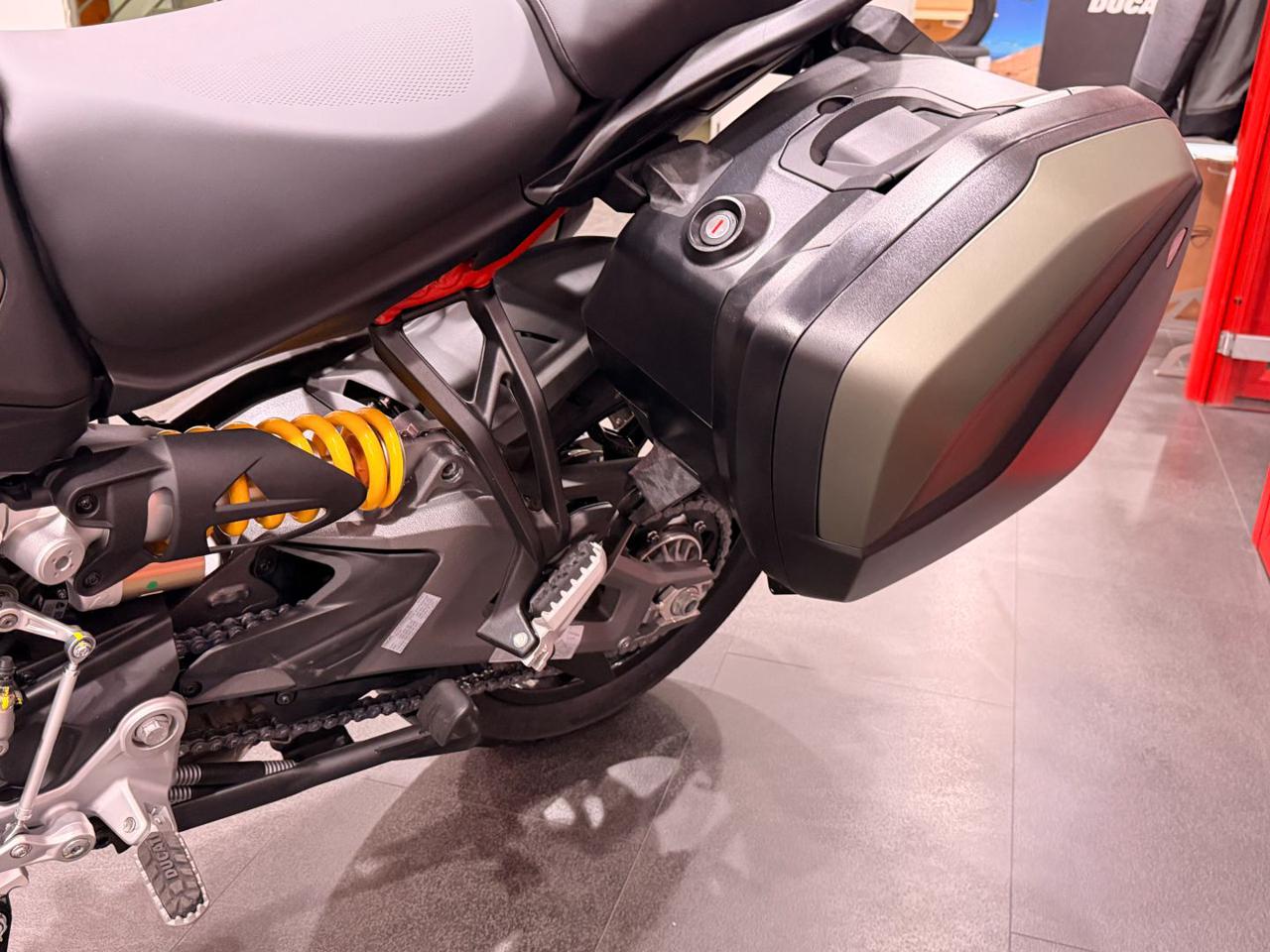 DUCATI Multistrada 950 V2 S TRAVEL STORM GREEN - 9