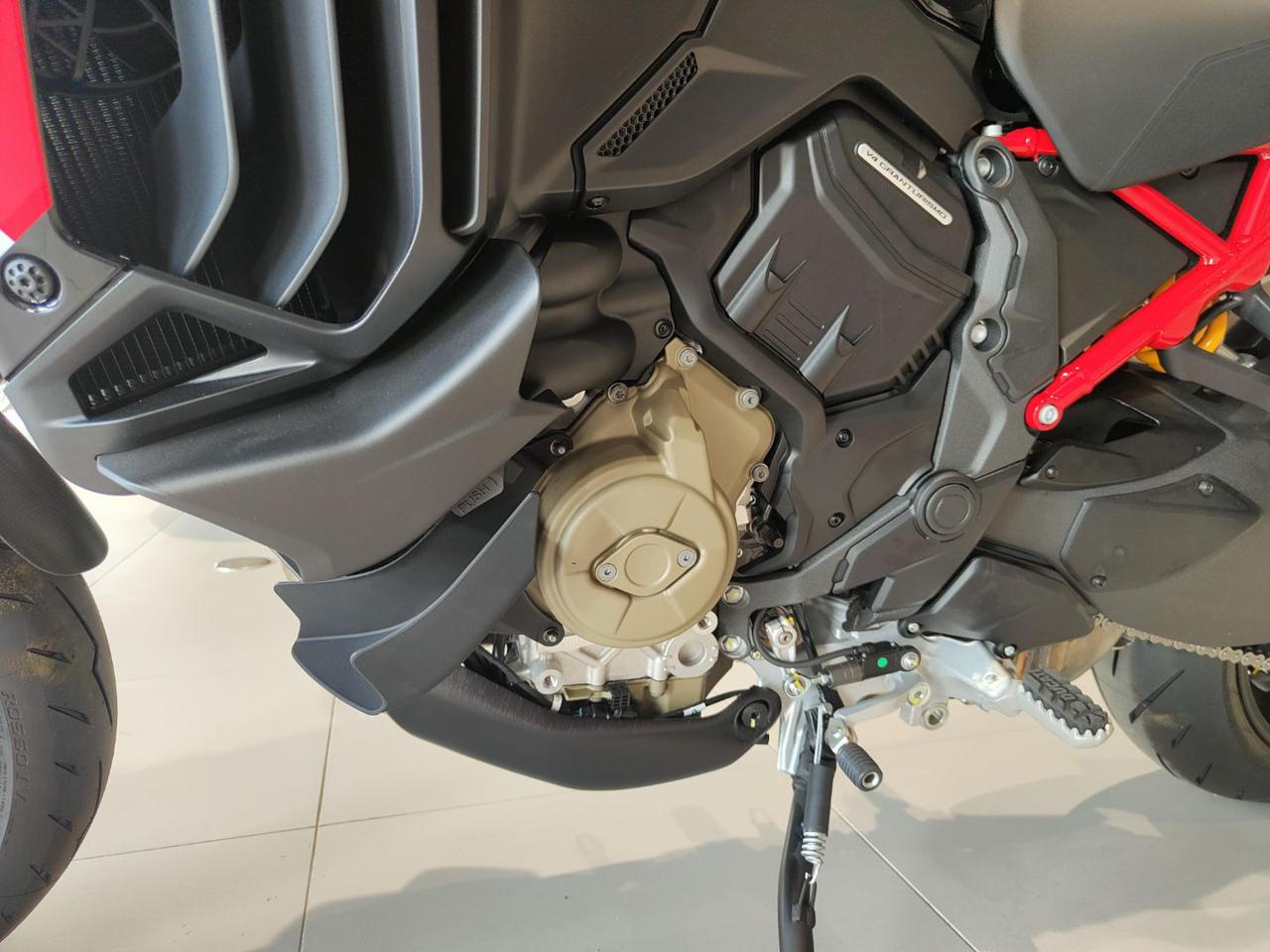 DUCATI Multistrada V4 S PIKES PEAK - 13