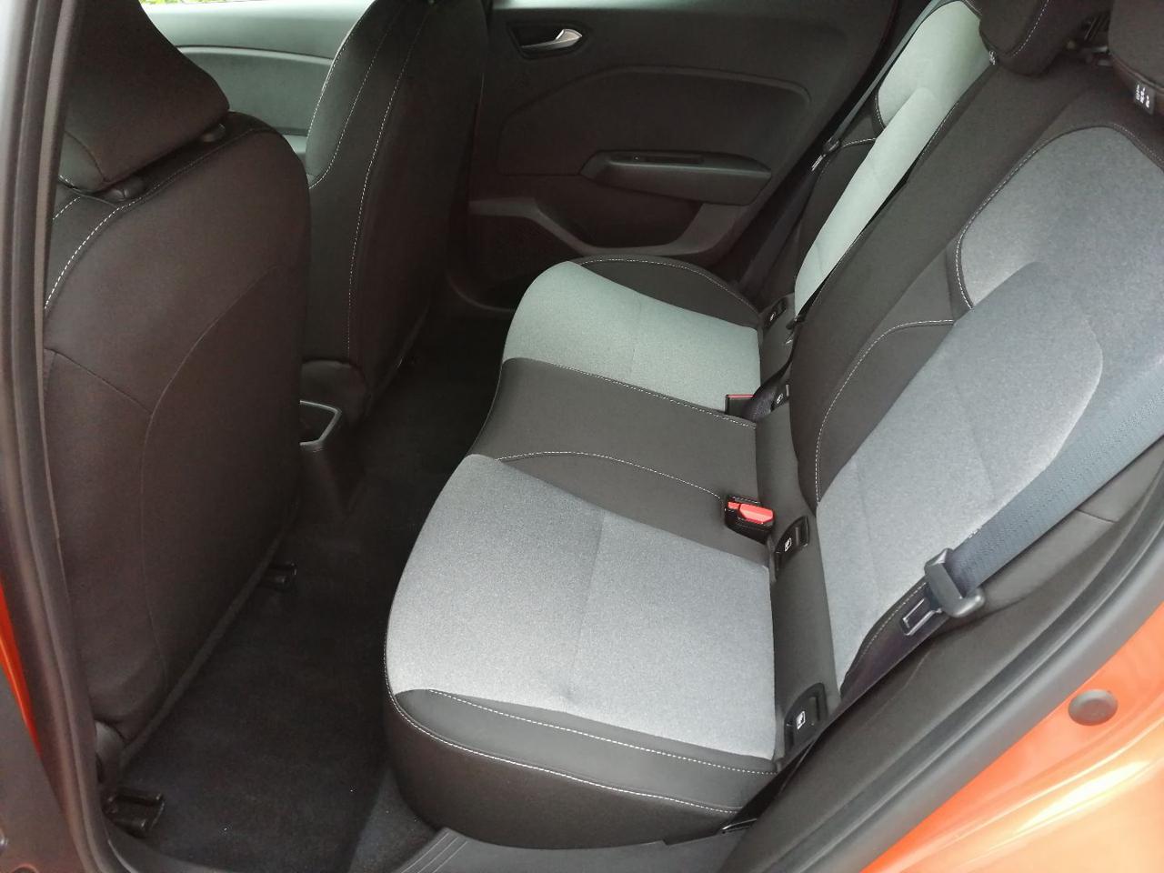 RENAULT Clio SCe 65 CV 5 porte Evolution - 9