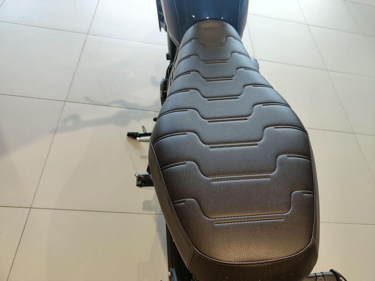 DUCATI Scrambler 800 NIGHTSHIFT MY2025 - 6