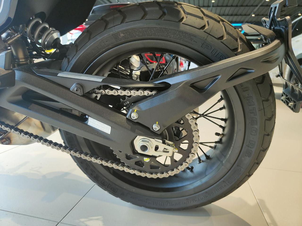 DUCATI Scrambler 800 NIGHTSHIFT MY2025 - 13