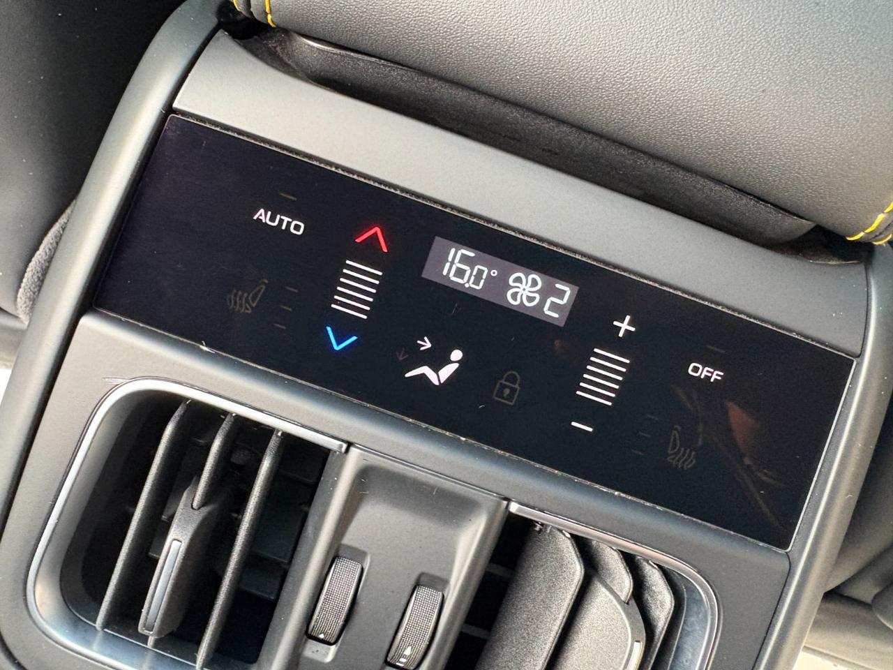 MASERATI Grecale Grecale MHEV 330 CV Modena TETTO APR/PAN. - 25