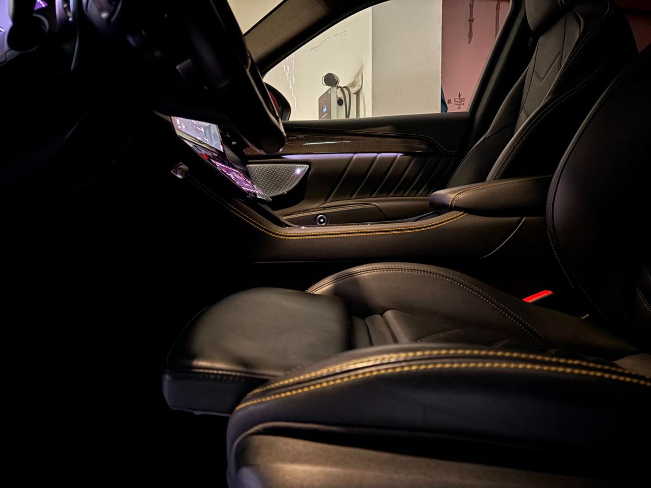 MASERATI Grecale Grecale MHEV 330 CV Modena TETTO APR/PAN. - 47