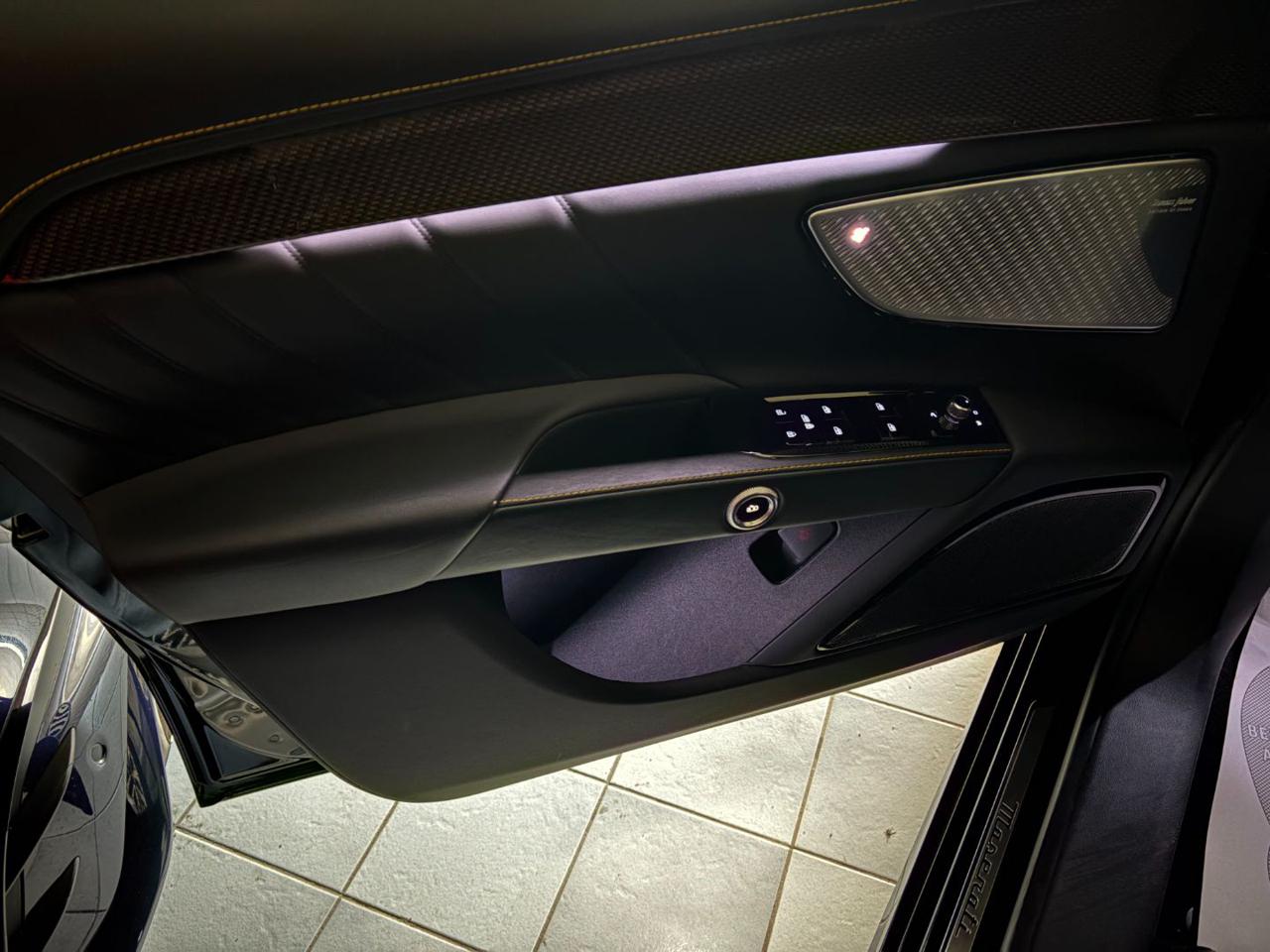 MASERATI Grecale Grecale MHEV 330 CV Modena TETTO APR/PAN. - 23