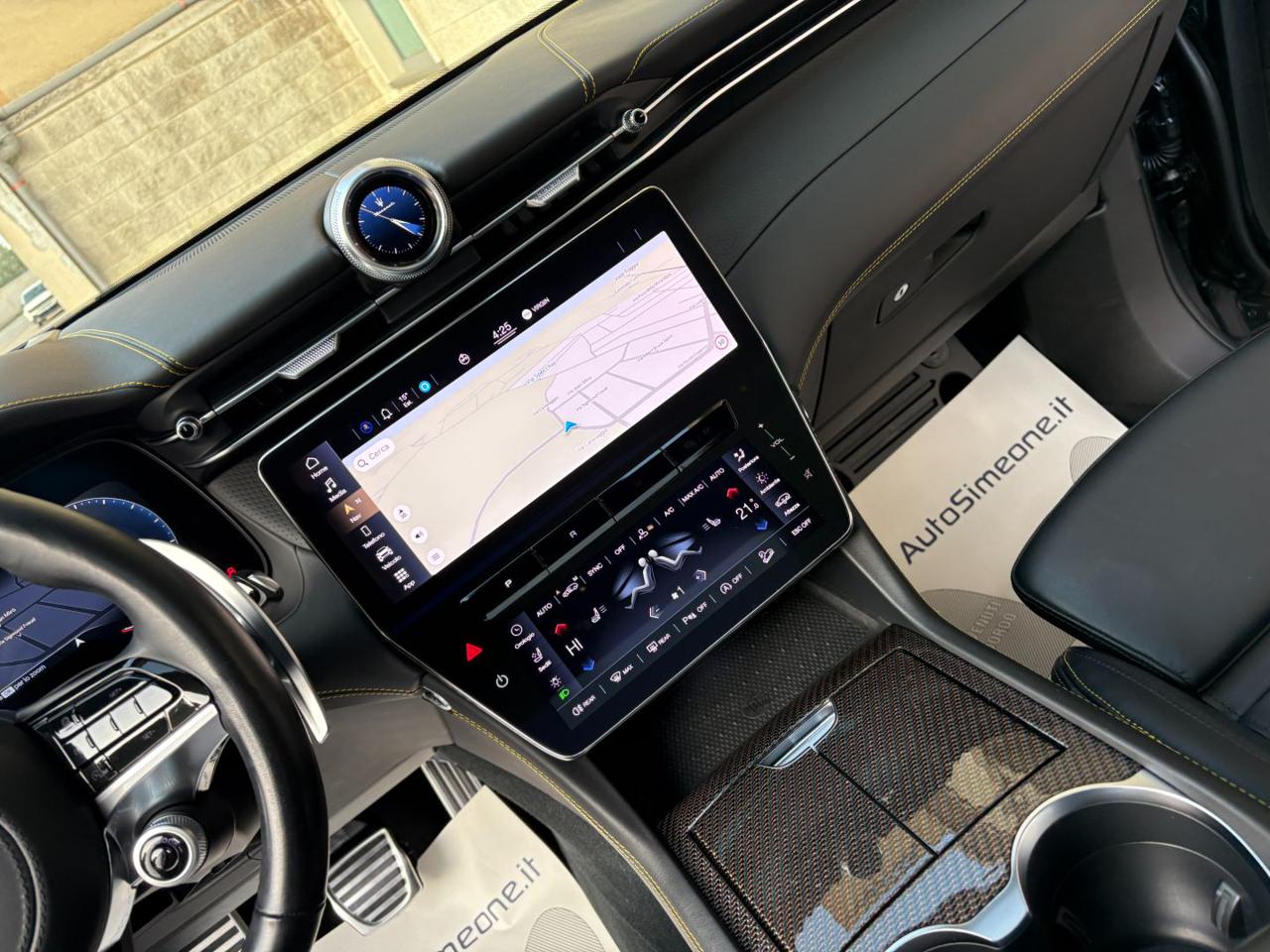 MASERATI Grecale Grecale MHEV 330 CV Modena TETTO APR/PAN. - 26