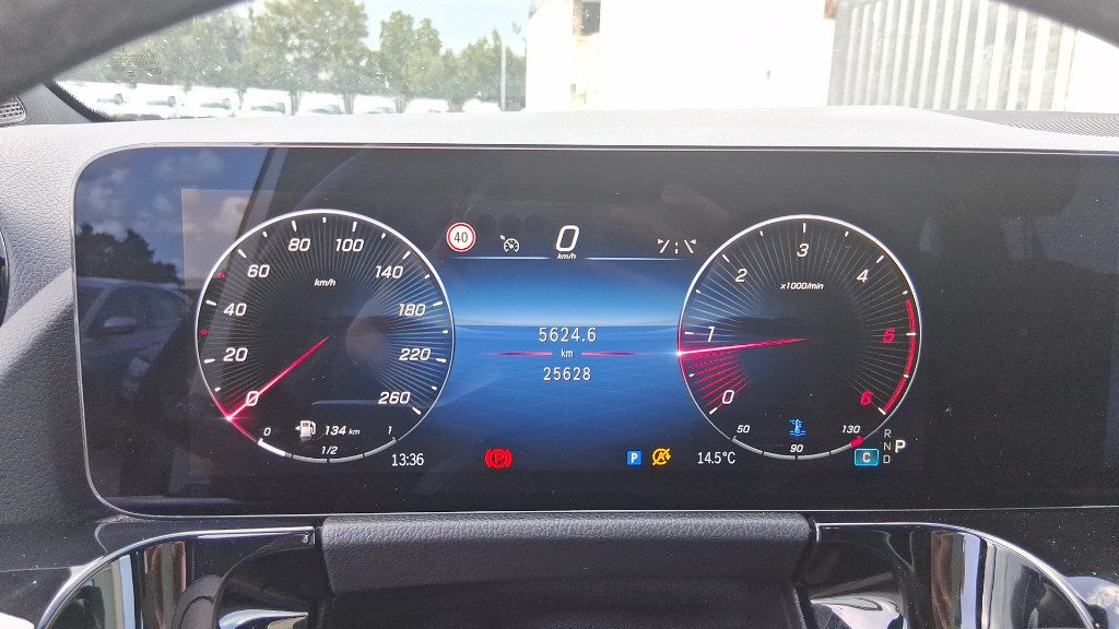 MERCEDES-BENZ GLA 200 d Automatic Progressive Advanced Plus IVA ESPOSTA - 3