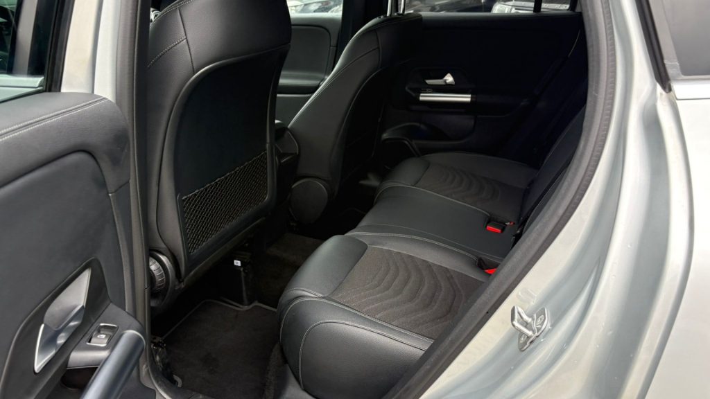 MERCEDES-BENZ GLA 200 d Automatic Progressive Advanced Plus IVA ESPOSTA - 20