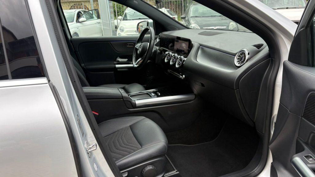 MERCEDES-BENZ GLA 200 d Automatic Progressive Advanced Plus IVA ESPOSTA - 24