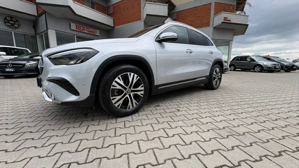 MERCEDES-BENZ GLA 200 d Automatic Progressive Advanced Plus IVA ESPOSTA - 26