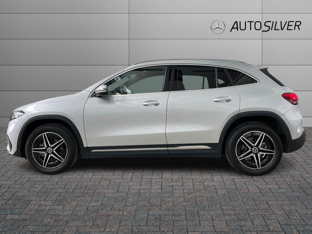 MERCEDES-BENZ EQA 250+ Premium - 6