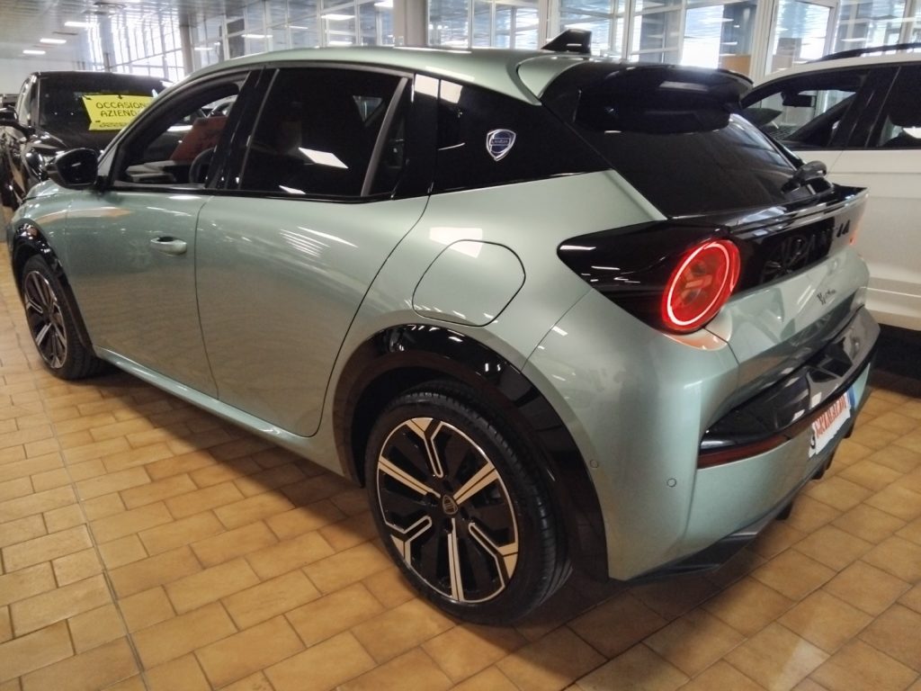 LANCIA Ypsilon 1.2 Hybrid e-DCT LX - 2