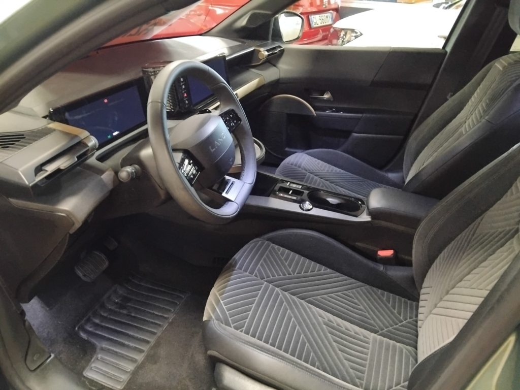 LANCIA Ypsilon 1.2 Hybrid e-DCT LX - 14