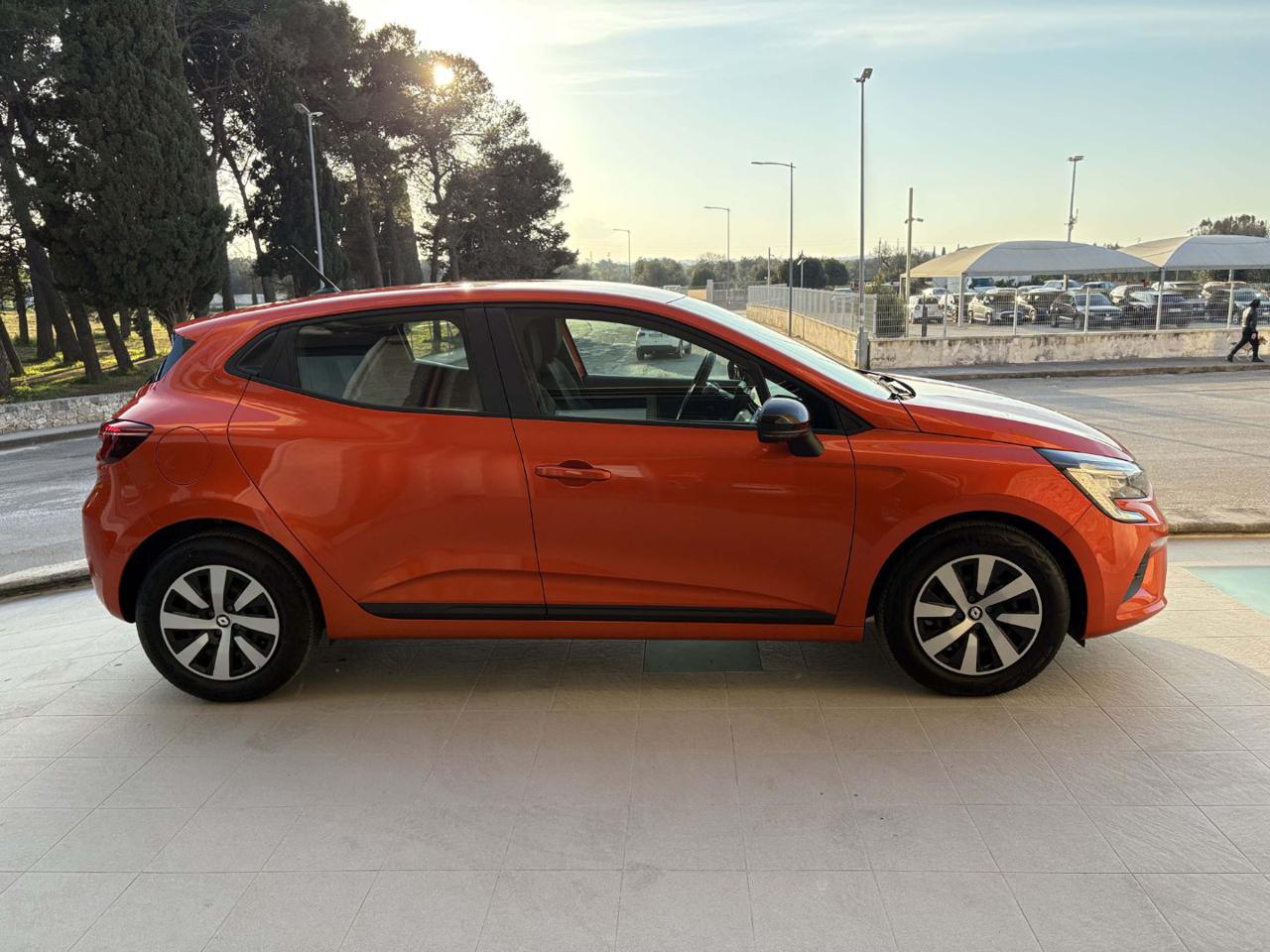 RENAULT Clio 1.0 SCe 65 CV 5 porte Equilibre - 4