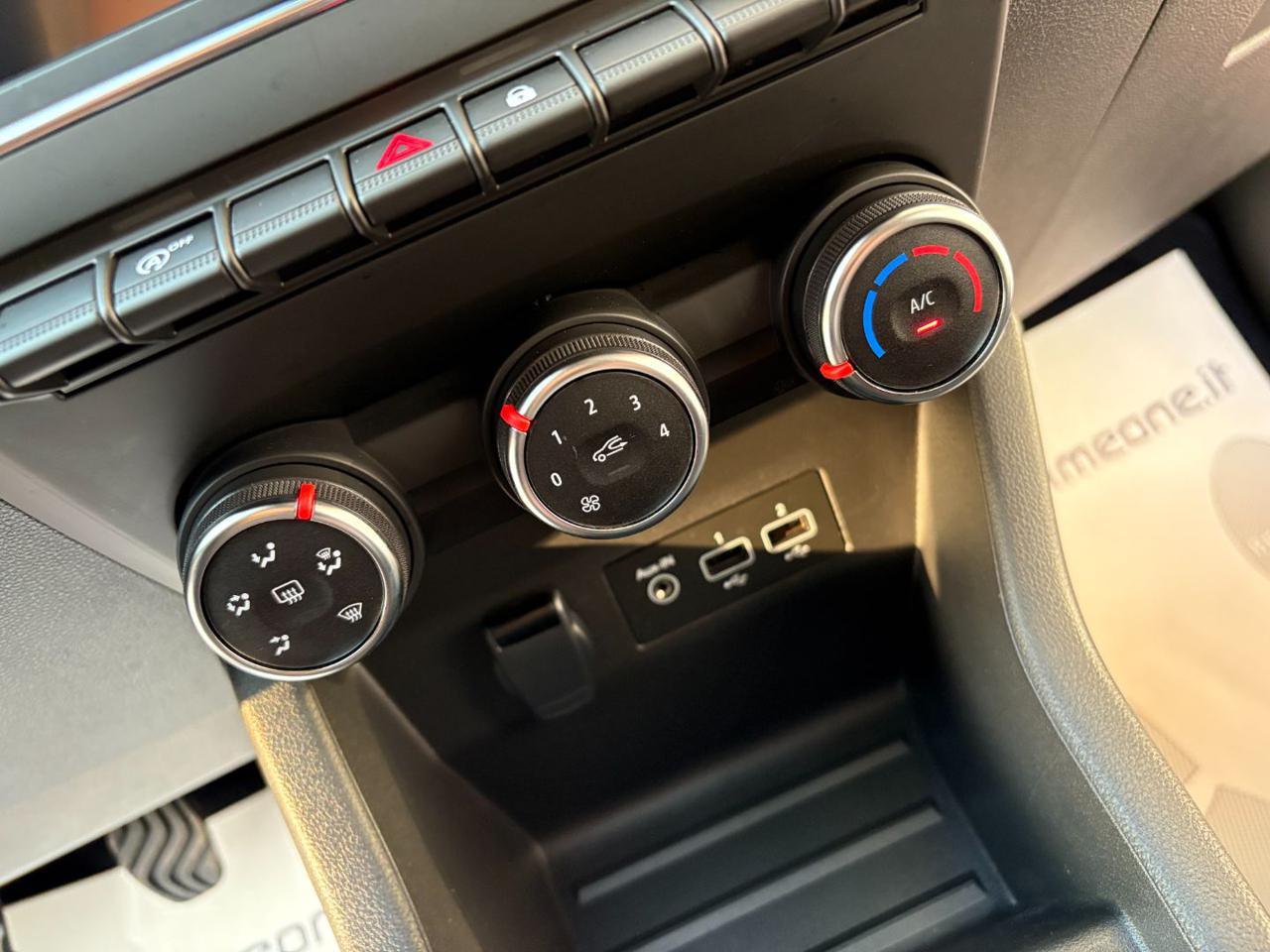 RENAULT Clio 1.0 SCe 65 CV 5 porte Equilibre - 19