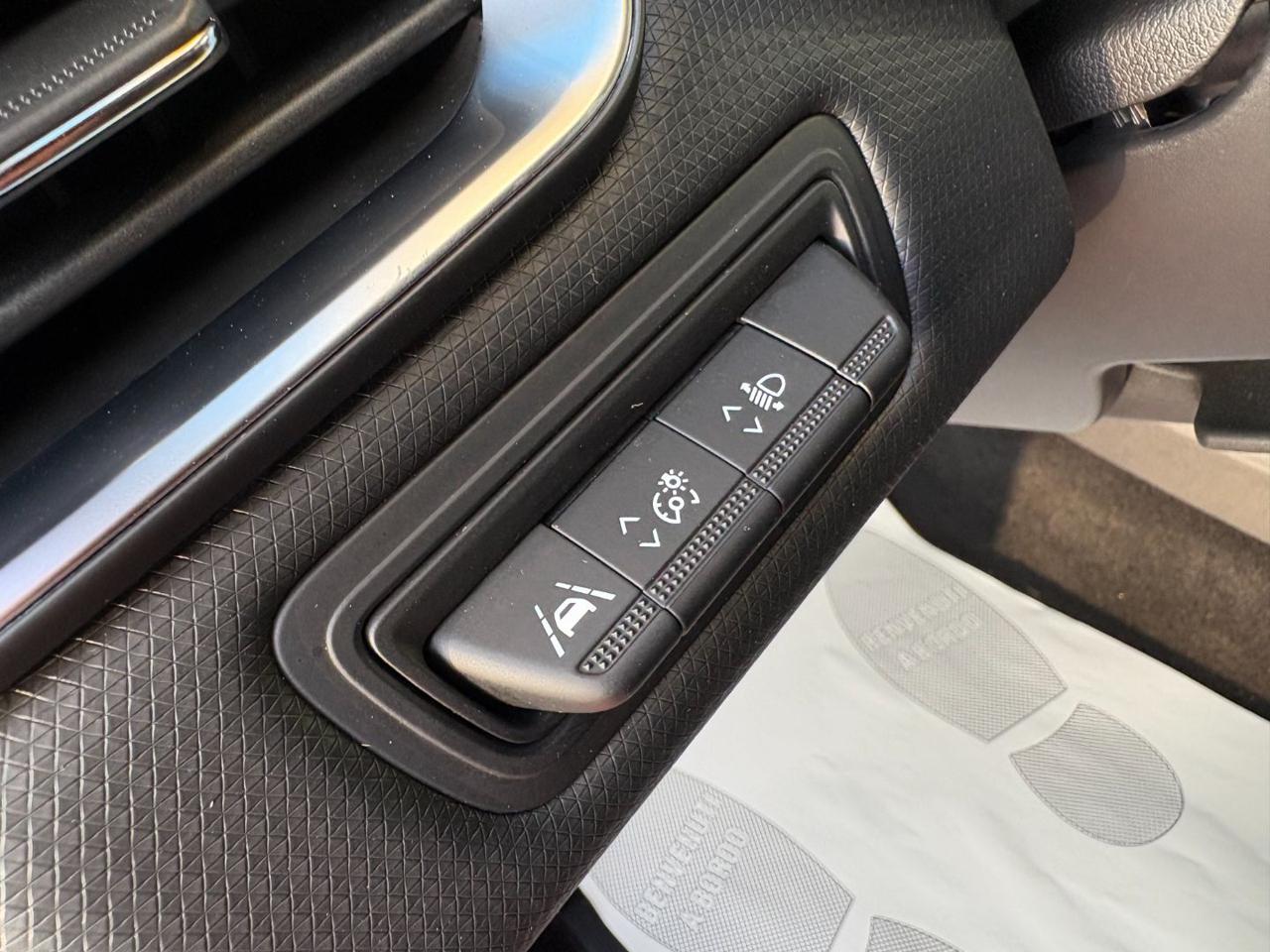 RENAULT Clio 1.0 SCe 65 CV 5 porte Equilibre - 25