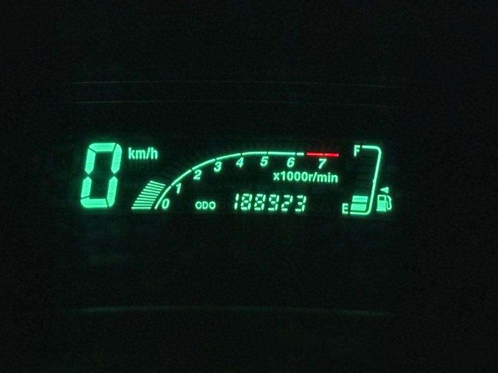 TOYOTA Yaris 1.3i 16V cat 3 porte Sol - 2