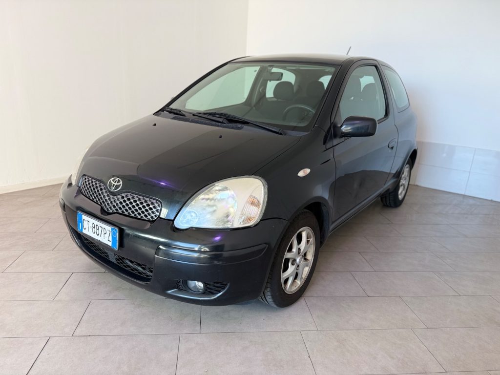 TOYOTA Yaris 1.3i 16V cat 3 porte Sol - 16