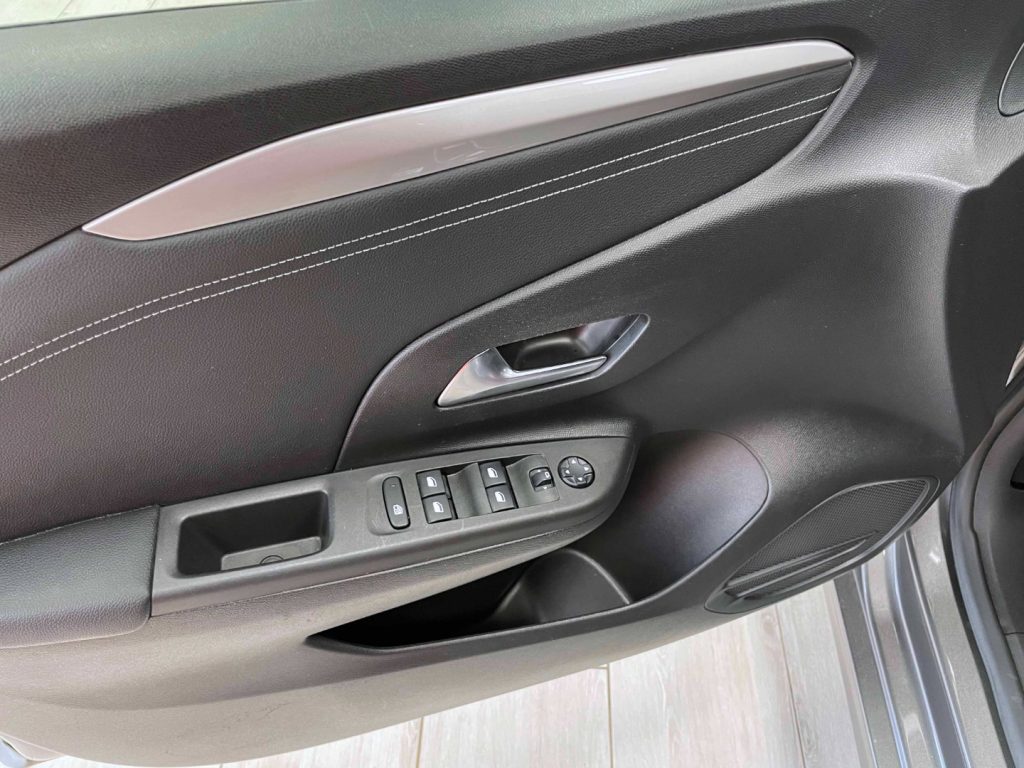 OPEL Corsa 1.2 GS LINE S 100CV - 16