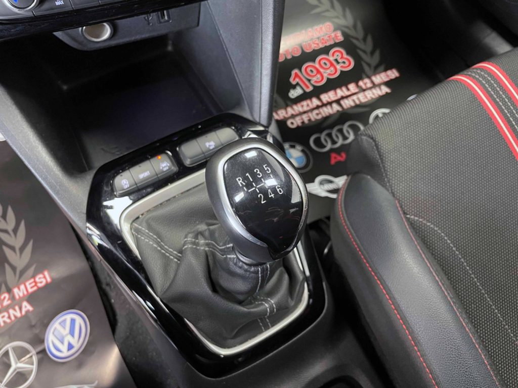 OPEL Corsa 1.2 GS LINE S 100CV - 27