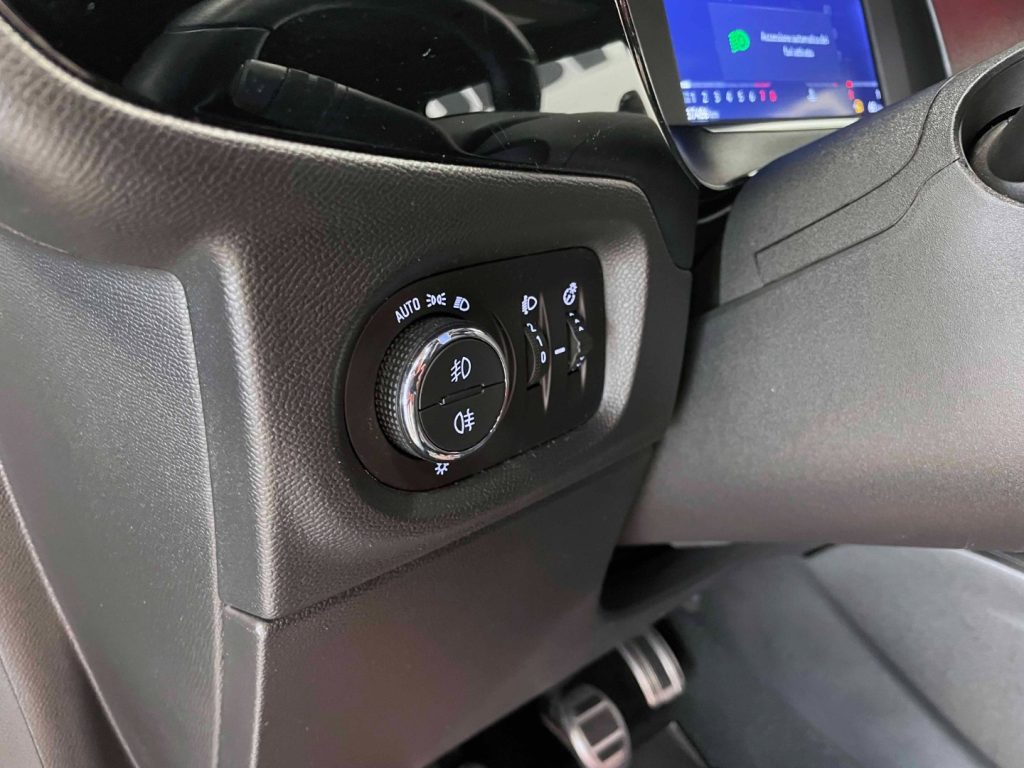 OPEL Corsa 1.2 GS LINE S 100CV - 41