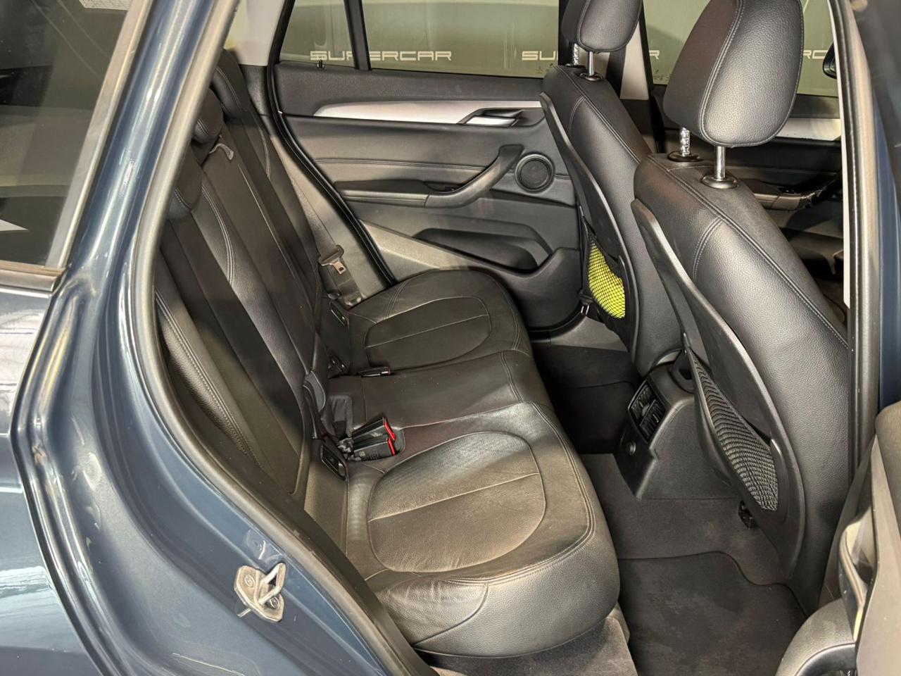 BMW X1 xDrive18d Sport - 13