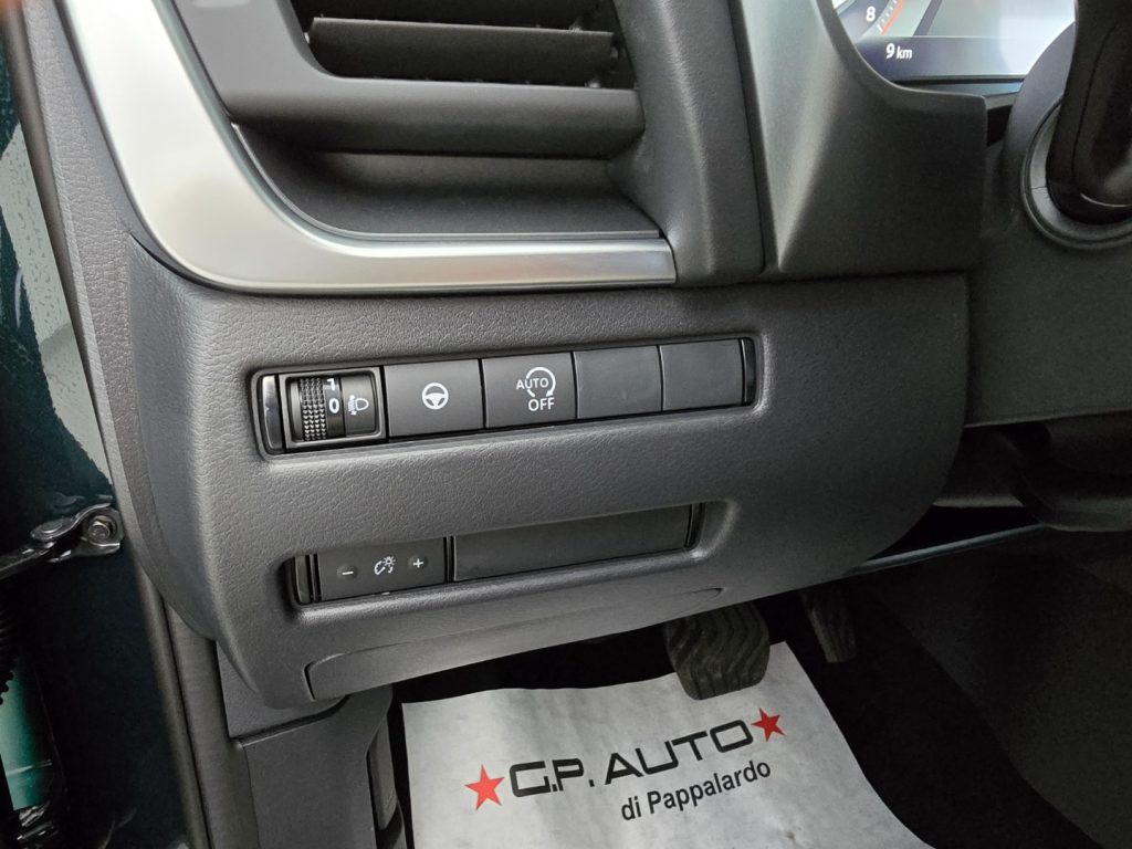 NISSAN Qashqai MHEV 158 CV Xtronic N-Connecta - 20