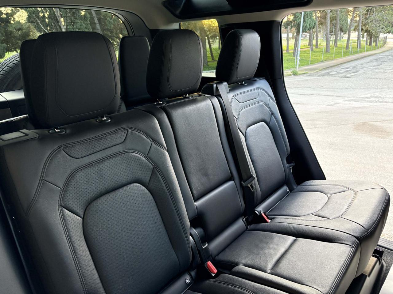 LAND ROVER Defender 110 3.0D I6 200 CV AWD Auto SE 7 POSTI. - 13