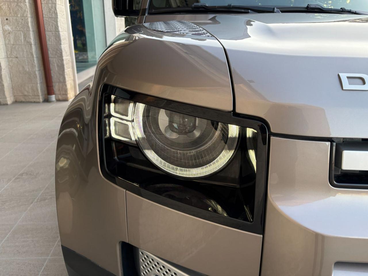 LAND ROVER Defender 110 3.0D I6 200 CV AWD Auto SE 7 POSTI - 53