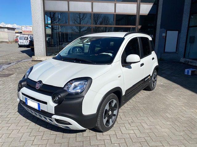 FIAT Panda Cross Bianco pastello