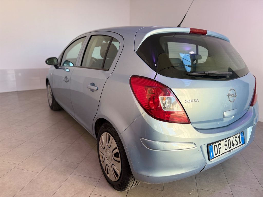 OPEL Corsa 1.2 5 porte .Cosmo - 12