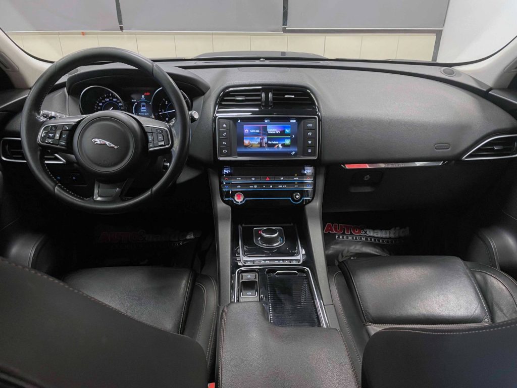 JAGUAR F-Pace 2.0D PURE AWD 180CV AUTO - 53