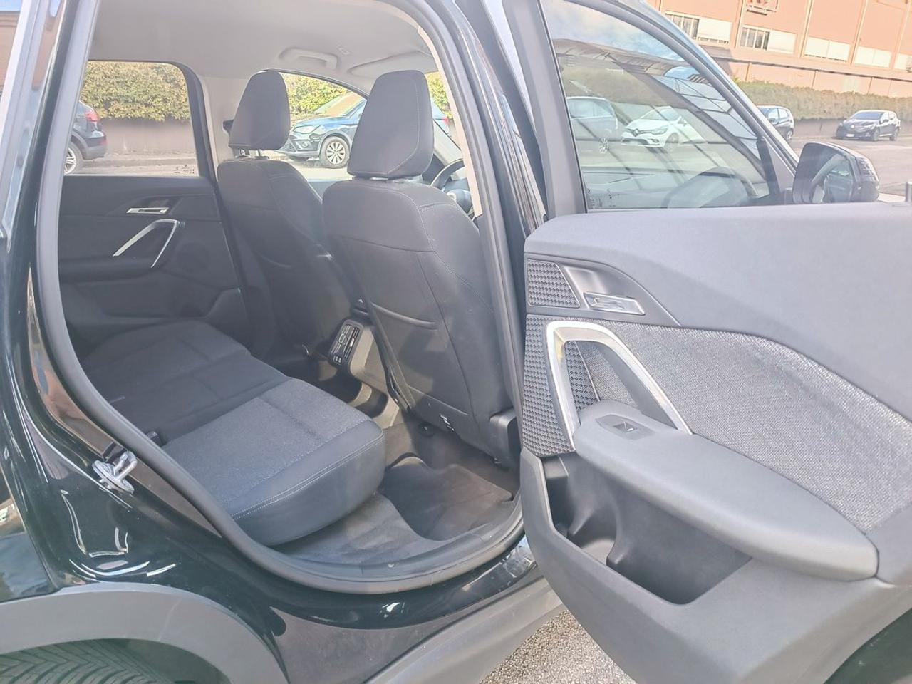 BMW X1 sDrive 18d xLine - 11